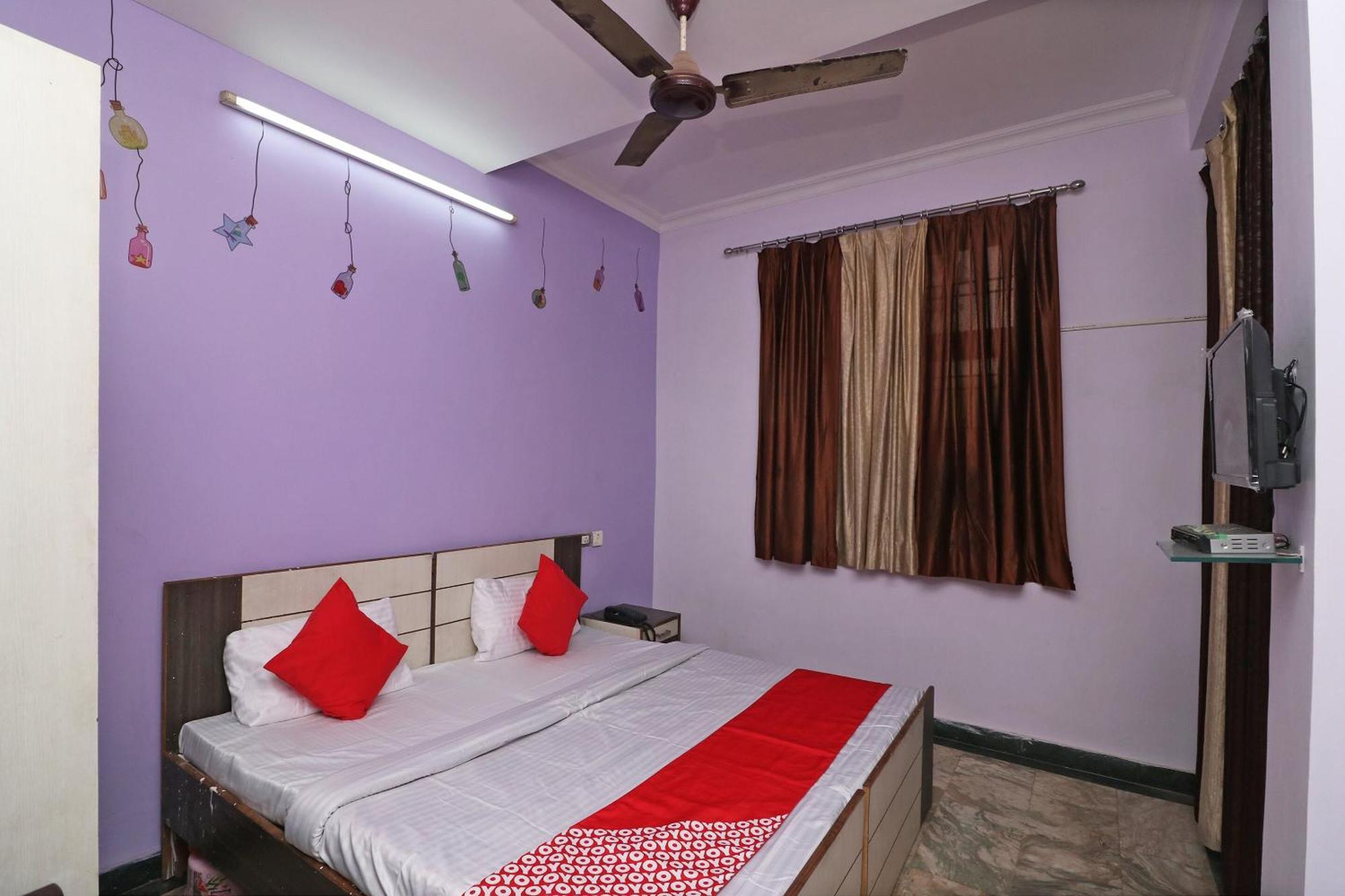 Oyo Hotel Ekta Residency Агра Екстериор снимка