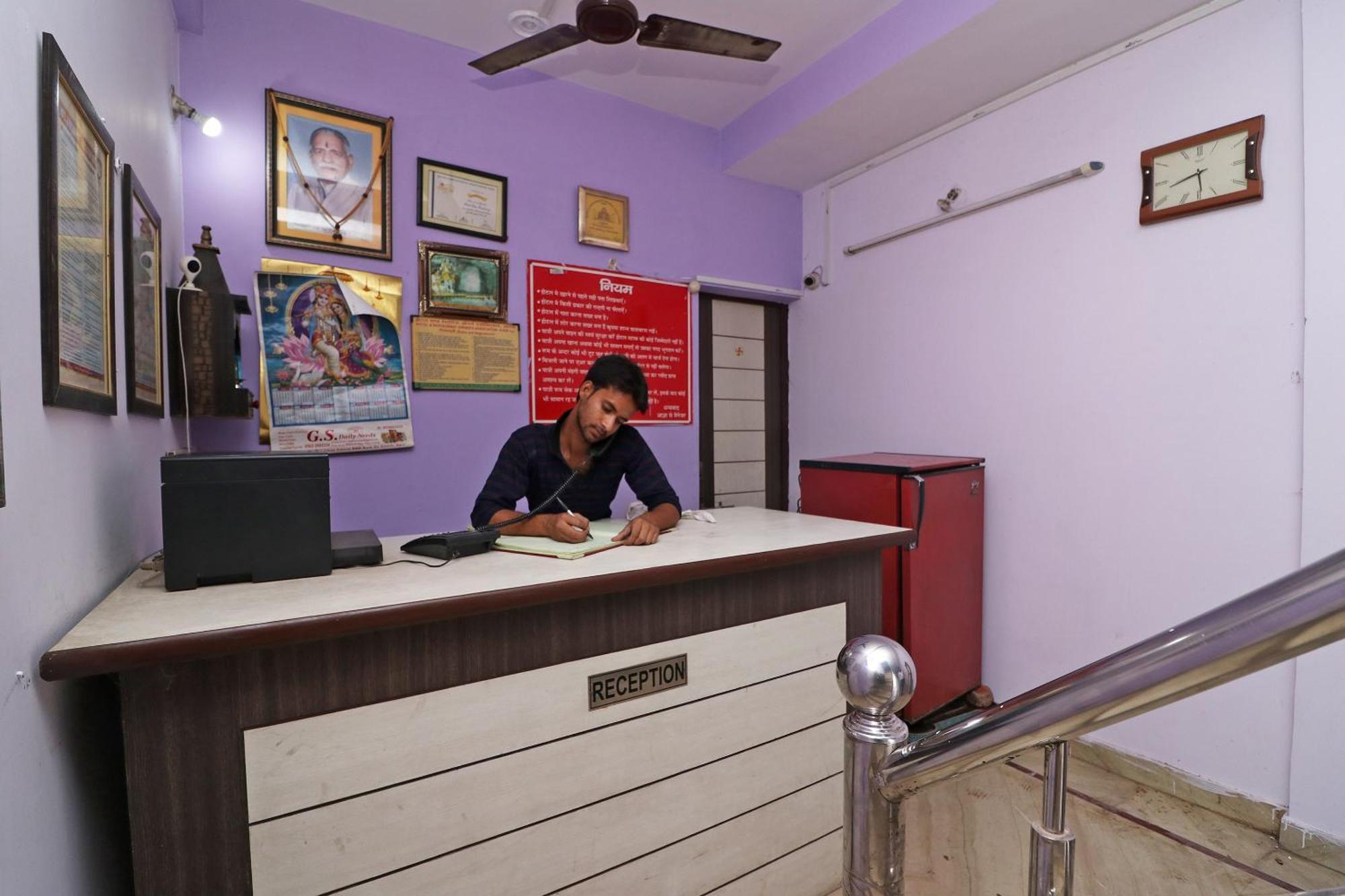 Oyo Hotel Ekta Residency Агра Екстериор снимка