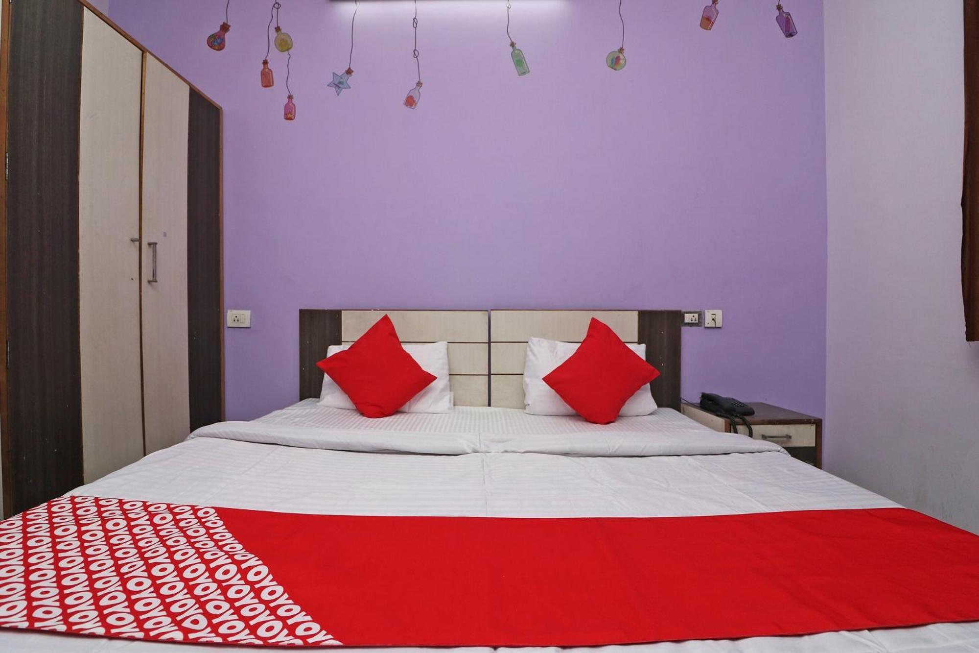 Oyo Hotel Ekta Residency Агра Екстериор снимка
